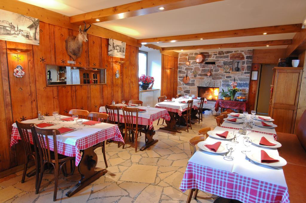 Hôtel La Chaumi\u00E8re Savoyarde à Thorens-Glières Extérieur photo